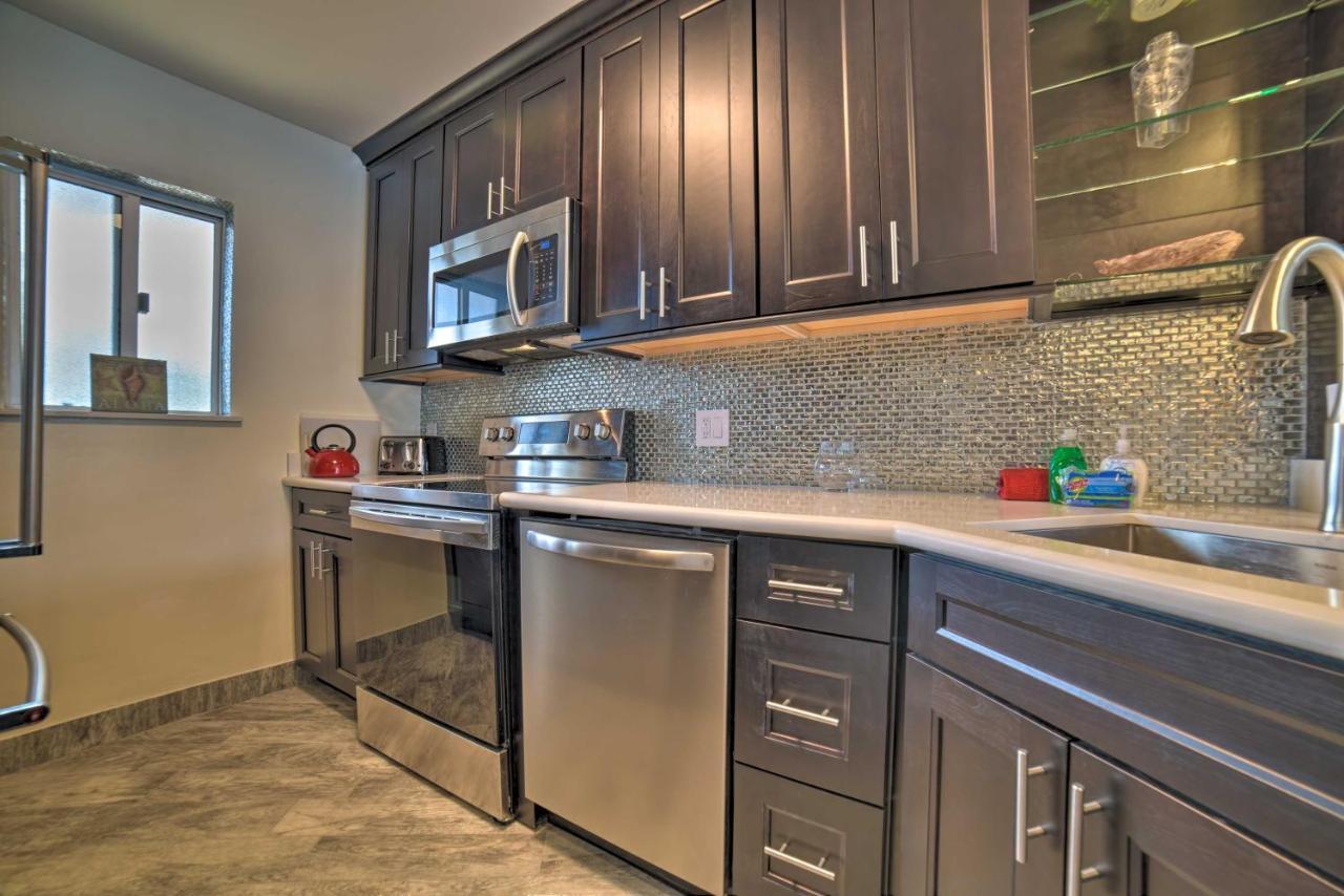 Beachfront Kihei Sanctuary With Lanai And Ocean Views! Bagian luar foto